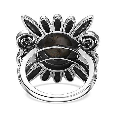 D'Joy Artisan Crafted White Buffalo 4.70 ctw Native American Ring in Black Oxidized Sterling Silver (Size 6.0)