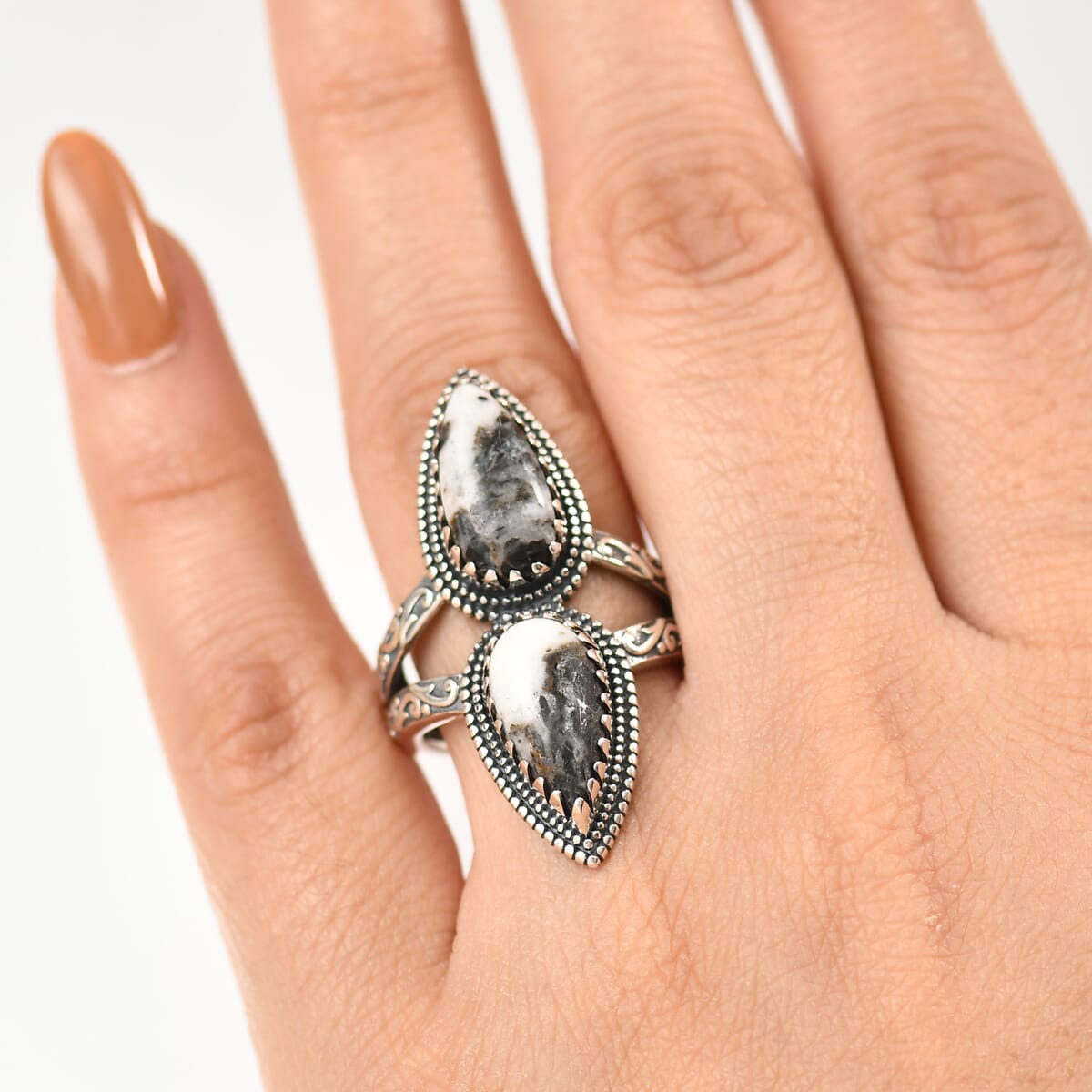 D'Joy Artisan Crafted White Buffalo 6.00 ctw Southwest Ring in Black Oxidized Sterling Silver (Size 6.0) image number 2