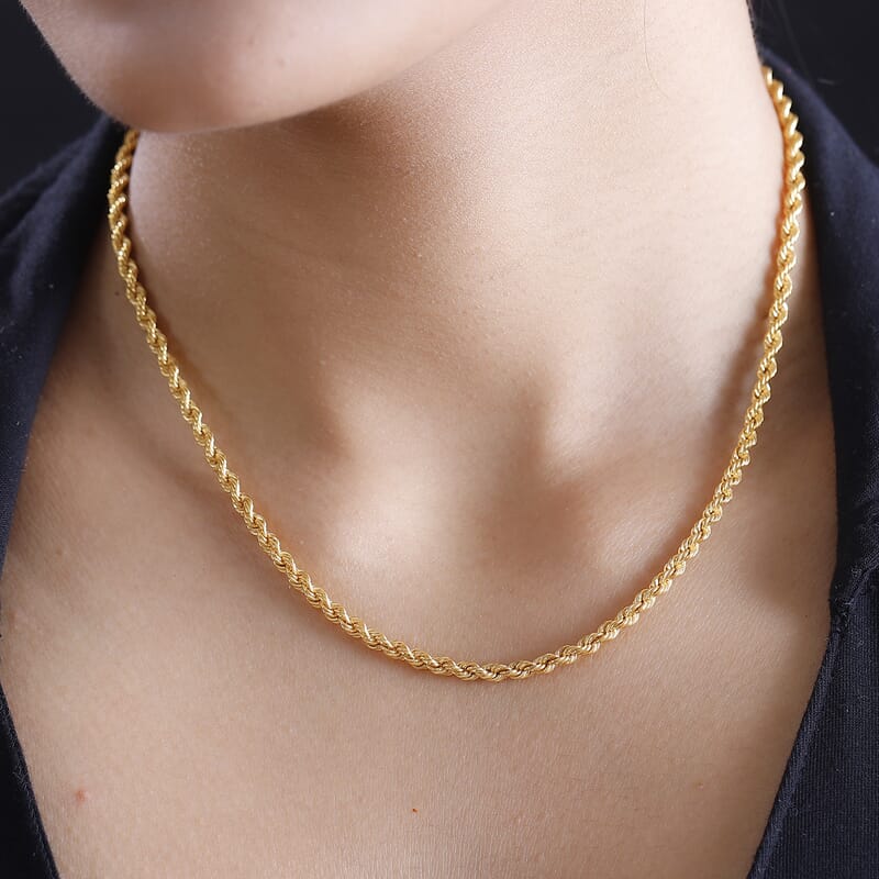 Graduated Chain Necklace in 22K Yellow Gold 5.25 Grams 18 Inches