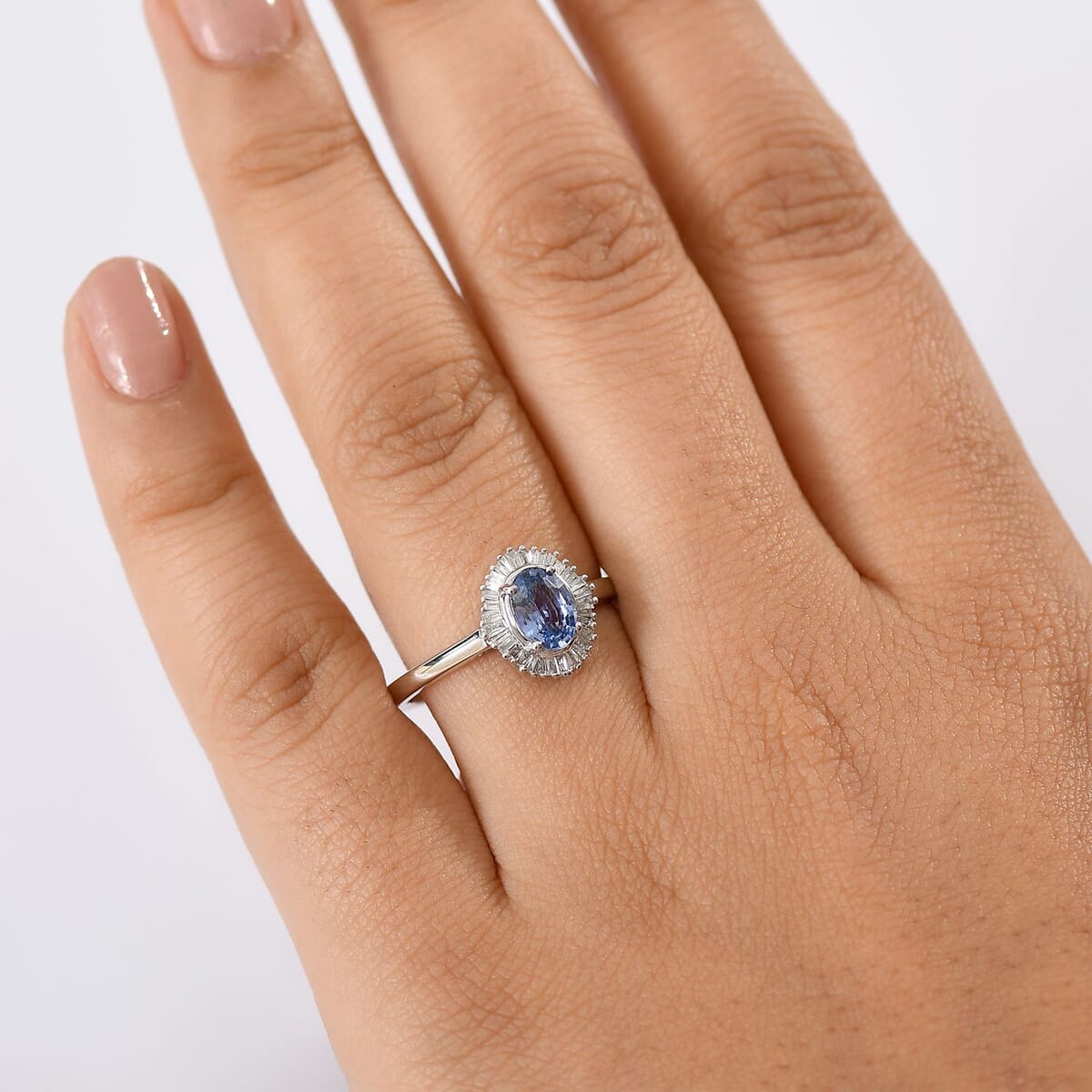Luxoro Premium Ceylon Blue Sapphire and G-H I2 Diamond 1.10 ctw Crownwave Ring in 10K White Gold (Size 10.0) image number 2