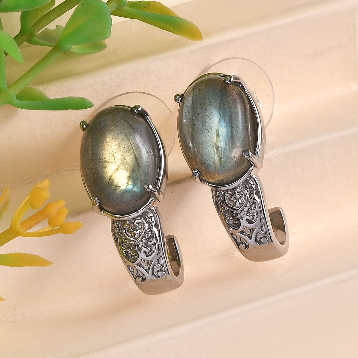 Madagascar Fire Labradorite 14.15 ctw Solitaire Stud Earrings in Stainless Steel image number 1