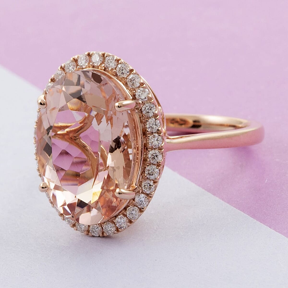 Certified and Appraised Iliana AAA Marropino Morganite and G-H SI Diamond 5.70 ctw Halo Ring in 18K Rose Gold (Size 7.5) 3.50 Grams image number 1