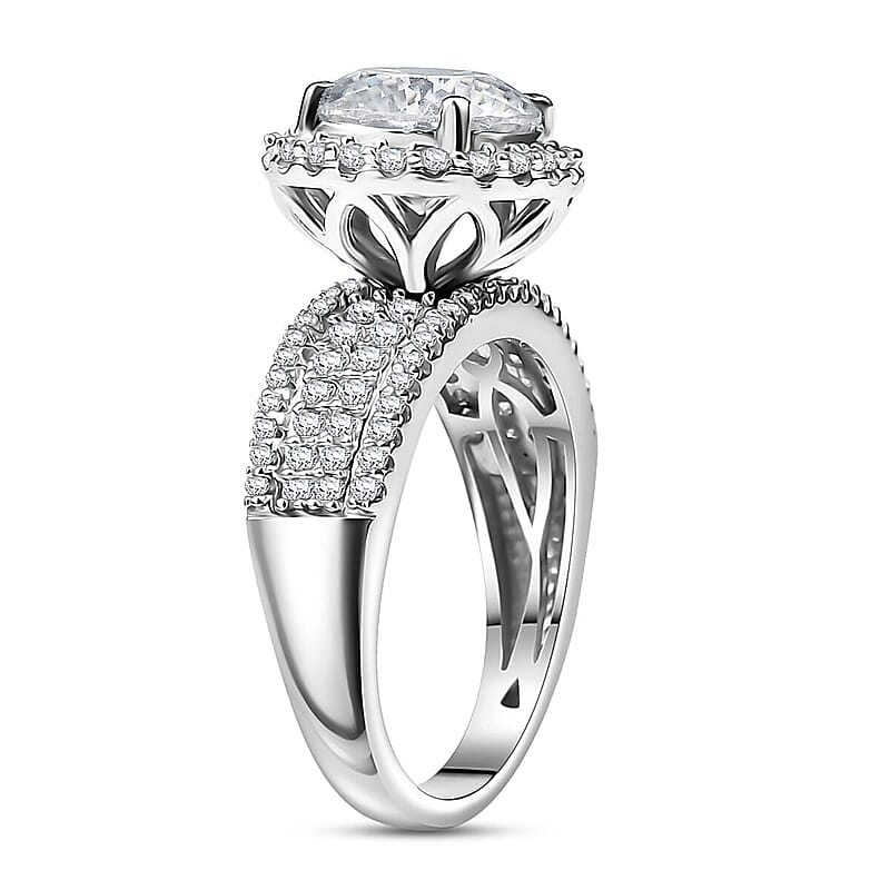 D'Joy 120 Facets Moissanite 4.65 ctw Vintage Halo Ring in Rhodium Over Sterling Silver (Size 10.0)
