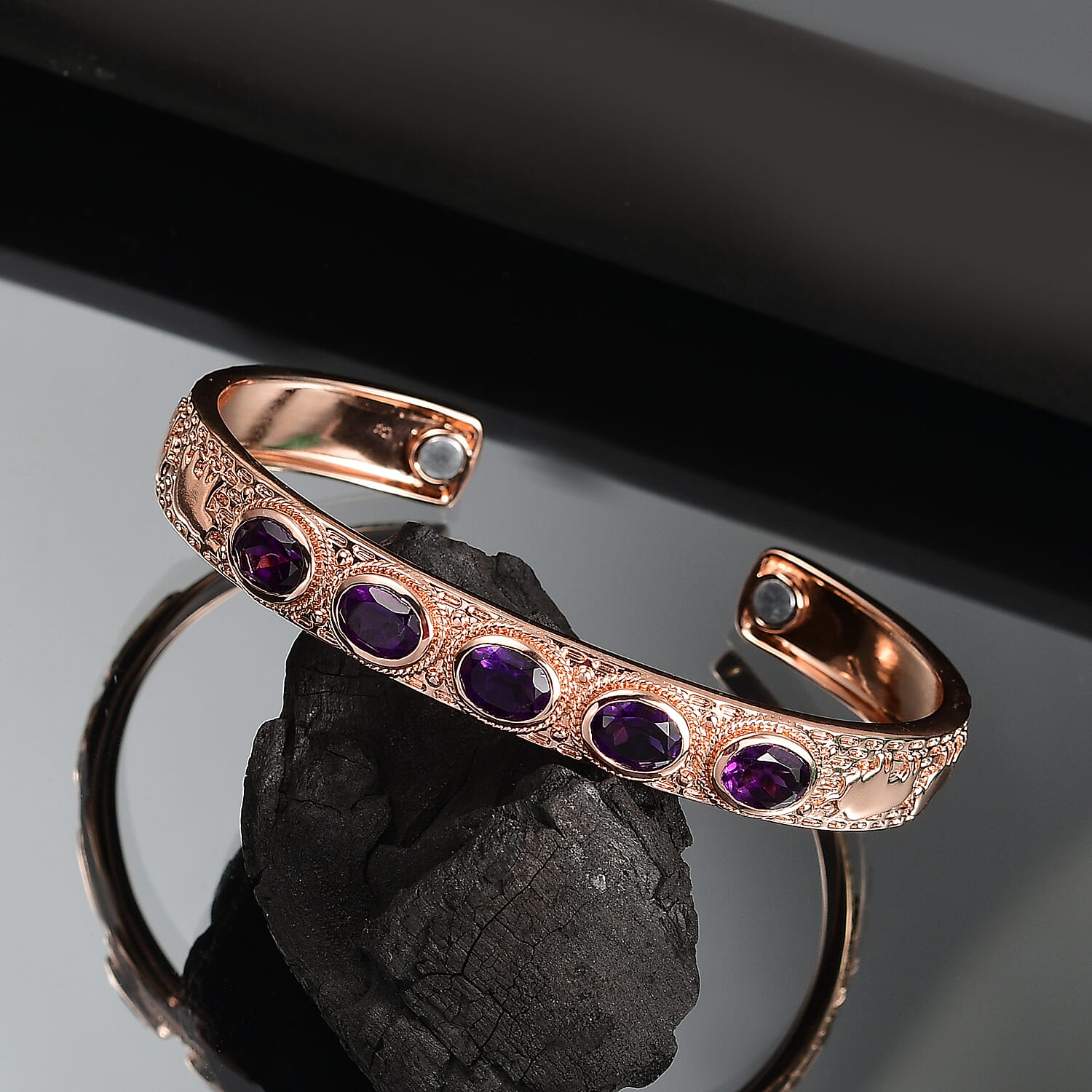 Default Title - Product card gallery slide 2 (10146101854491)