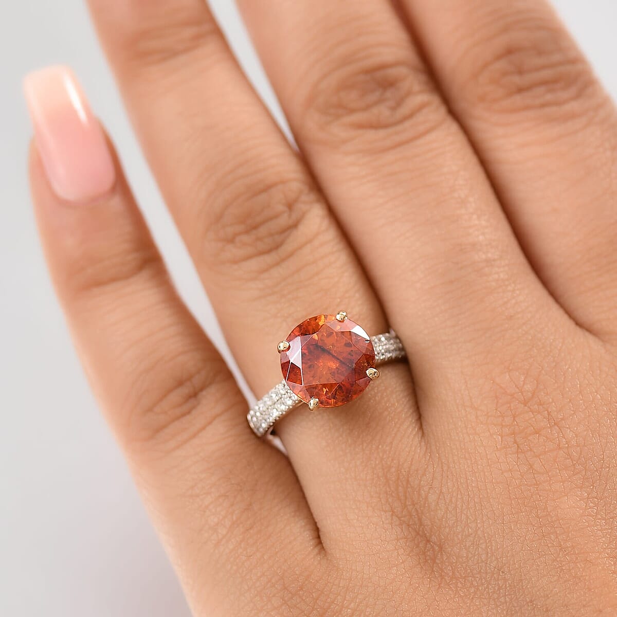 AAA Picos Altos Sphalerite and G-H SI Luxuriant Lab Grown Diamond 7.35 ctw Ring in 10K Yellow Gold (Size 6.0) image number 2
