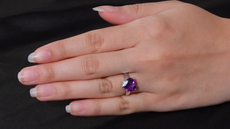 D'Joy African Amethyst 2.90 ctw Solitaire Ring in Platinum Over Sterling Silver (Size 10.0)