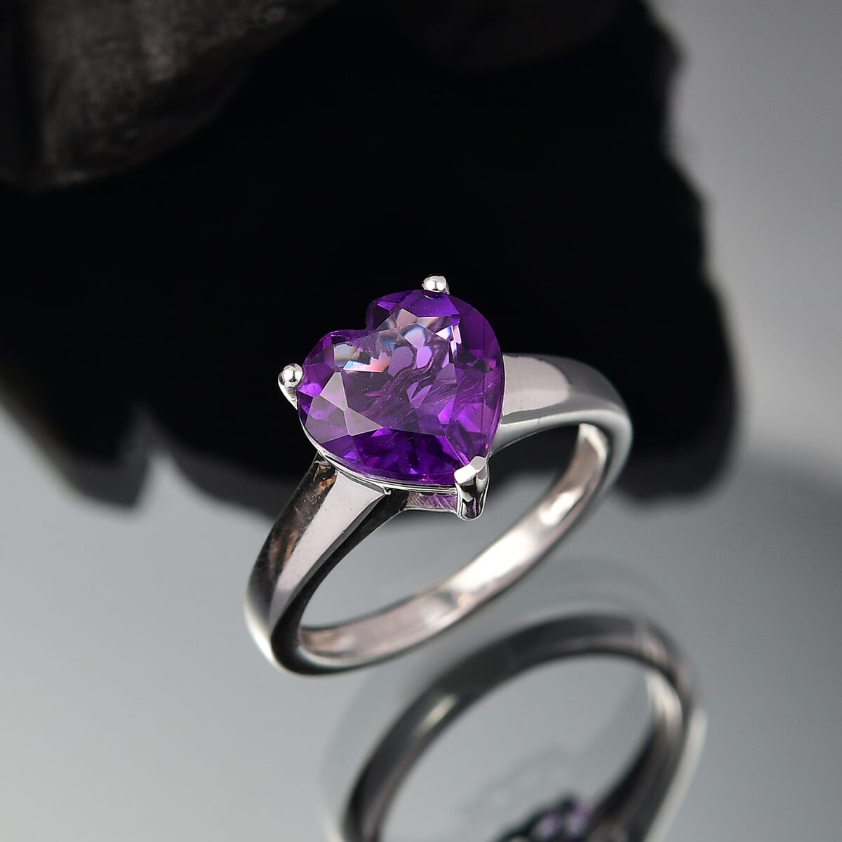 D'Joy African Amethyst 2.90 ctw Heart Ring in Platinum Over Sterling Silver (Size 7.0) image number 1