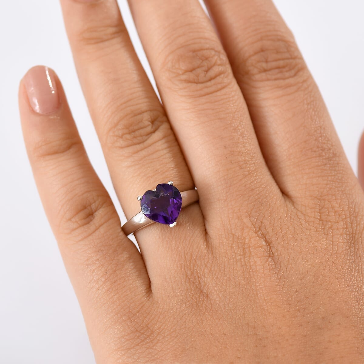 D'Joy African Amethyst 2.90 ctw Heart Ring in Platinum Over Sterling Silver (Size 7.0) image number 2