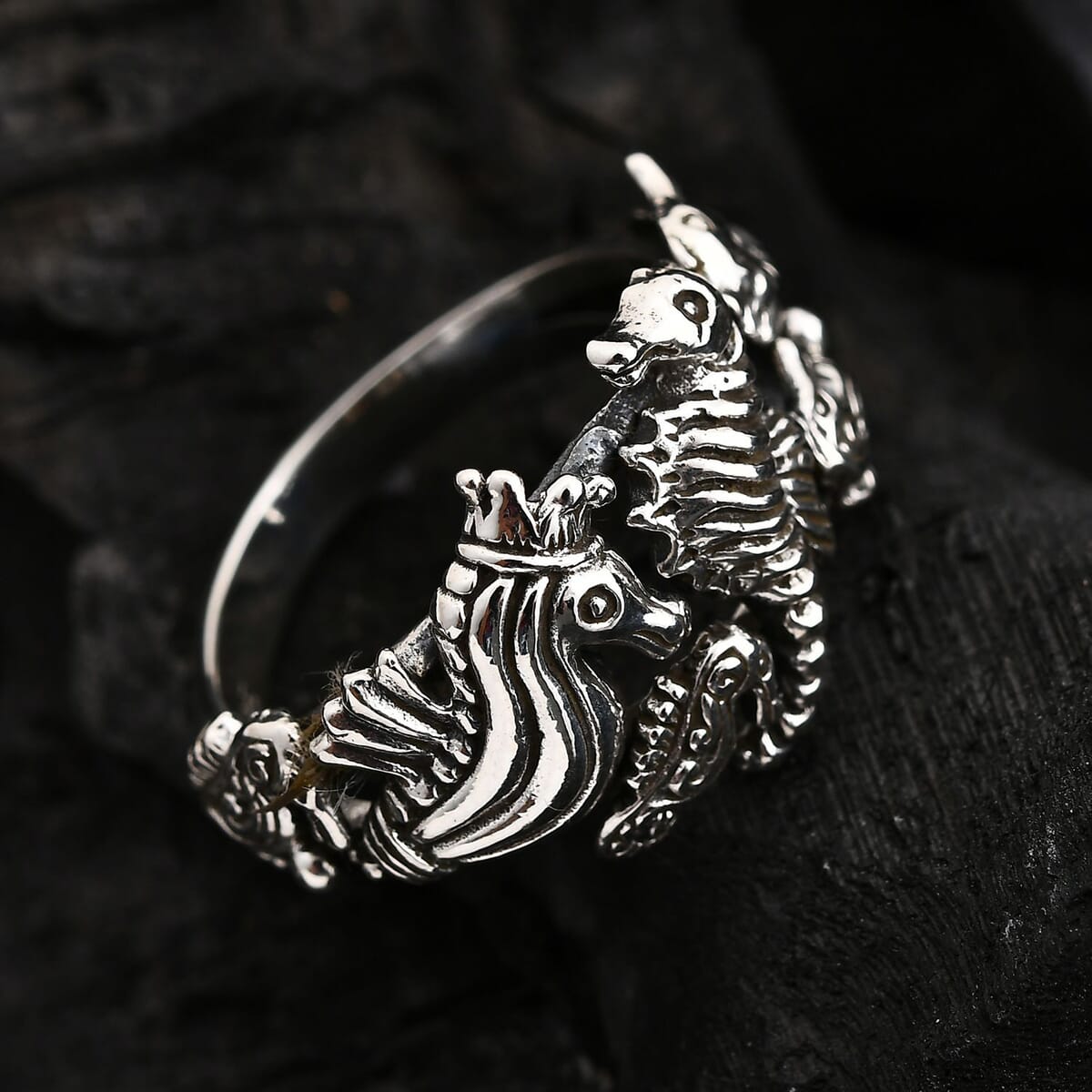 Bali Legacy Seahorse Ring in Sterling Silver (Size 8.0) 5.50 Grams image number 1