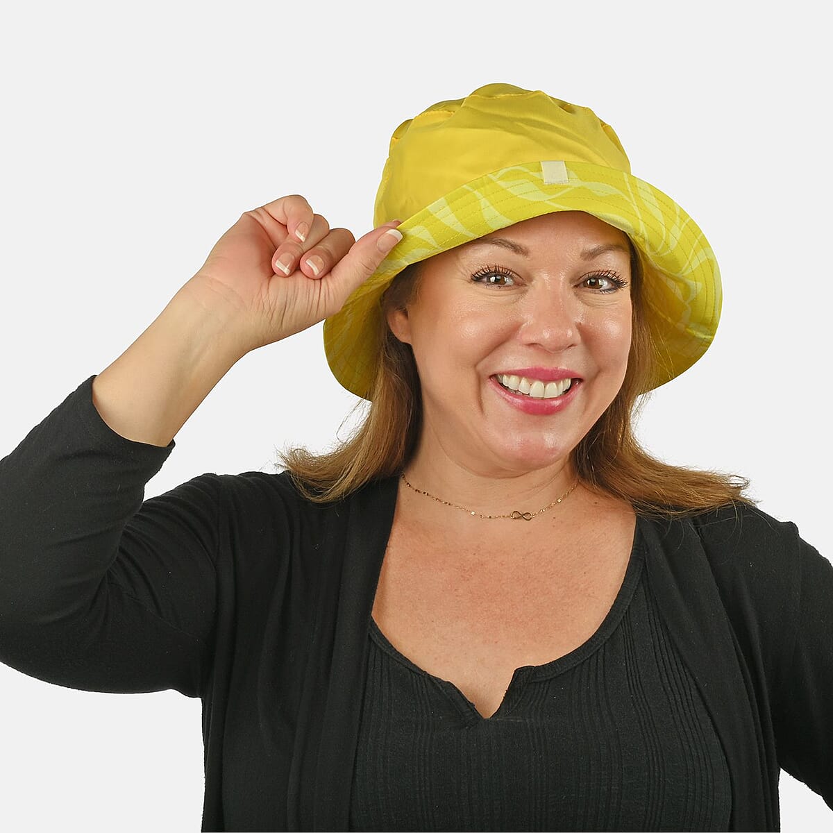 Value Buy ShedRain Yellow and White Floral Reversible Bucket Hat image number 4