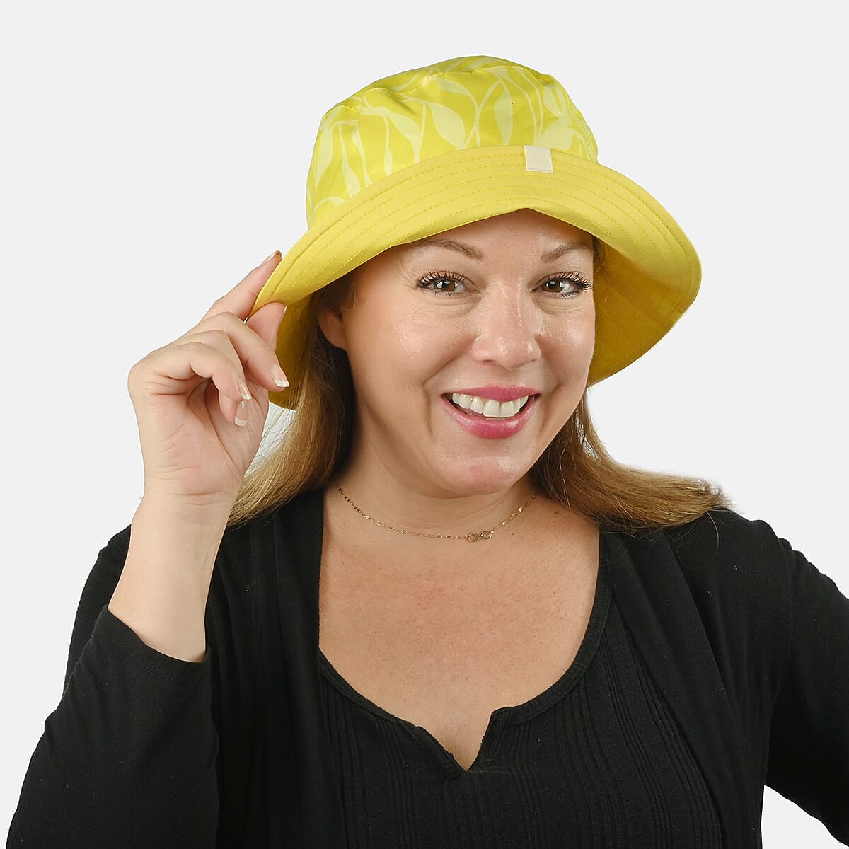 Value Buy ShedRain Yellow and White Floral Reversible Bucket Hat image number 7