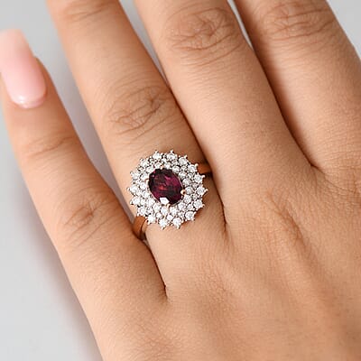 D'Joy AAA Radiant Ember Garnet and Moissanite 2.15 ctw Royal Bloom Ring in 18K Vermeil Rose Gold Over Sterling Silver (Size 9.0)