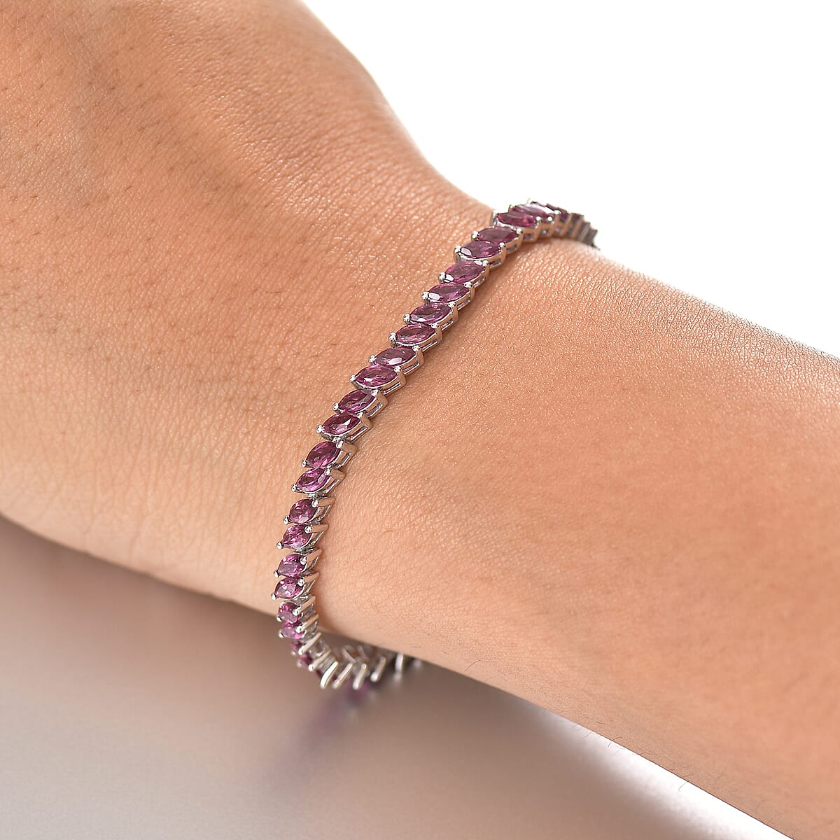 D'Joy Orissa Rhodolite Garnet 9.10 ctw Vine Bracelet in Rhodium Over Sterling Silver (6.50 In) image number 2