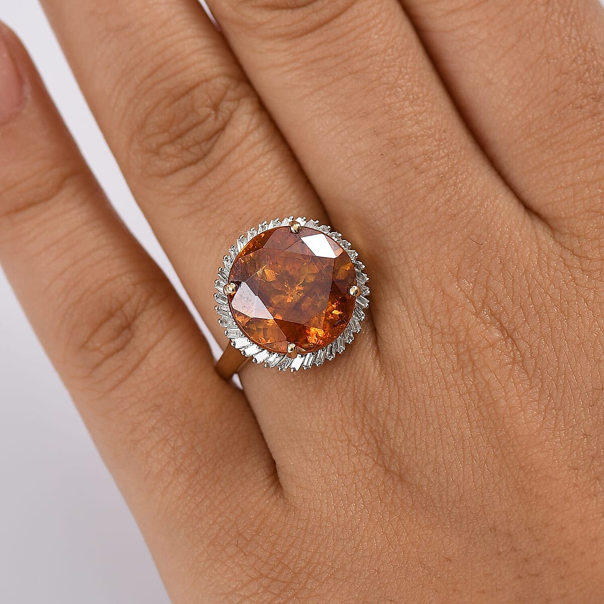 Luxoro Premium Picos Altos Sphalerite and G-H I2 Diamond 8.75 ctw Aurora Crown Ring in 10K Yellow Gold (Size 8.0) image number 2