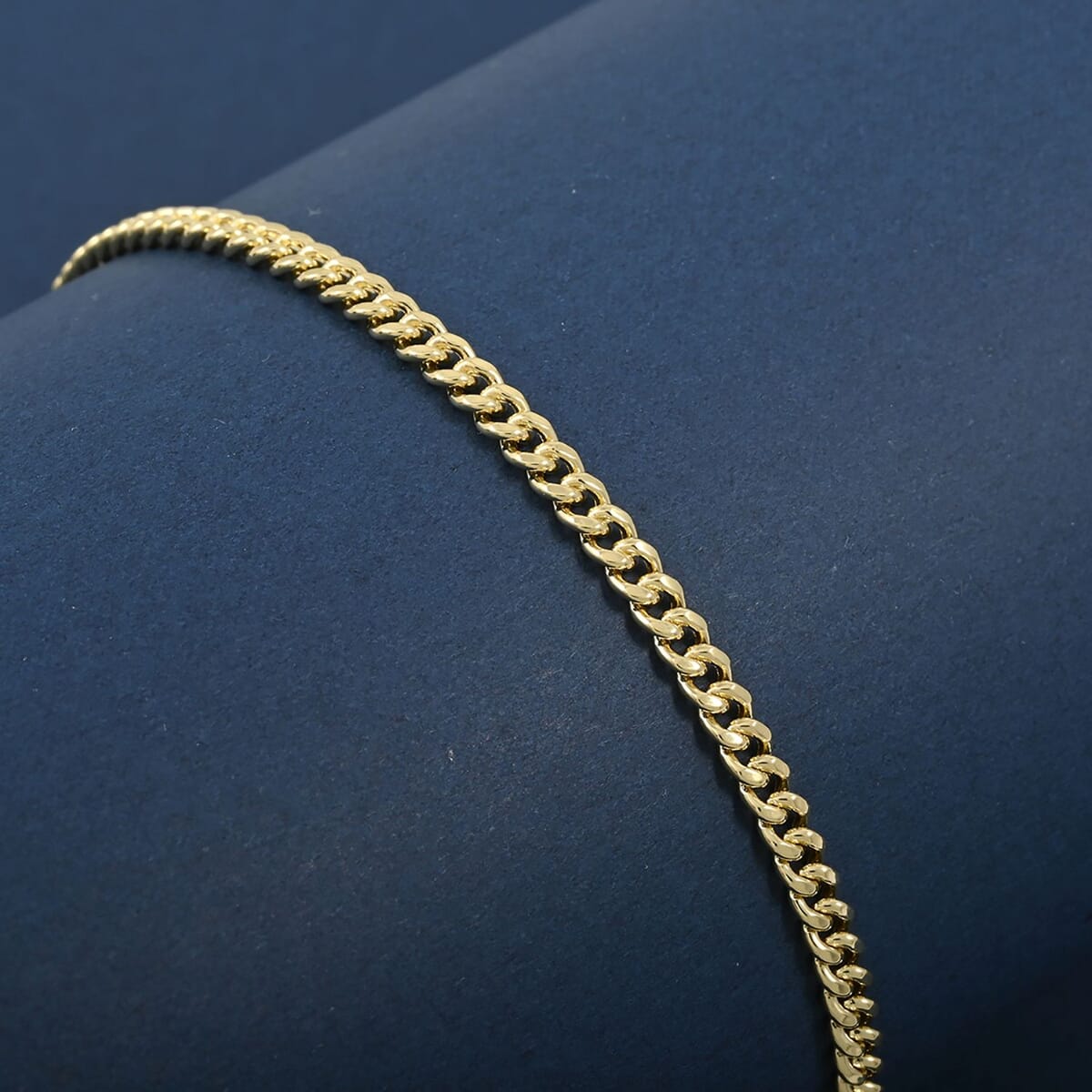 3mm Miami Cuban Chain Bracelet in 14K Yellow Gol (7.00 In) 2.2 Grams image number 1
