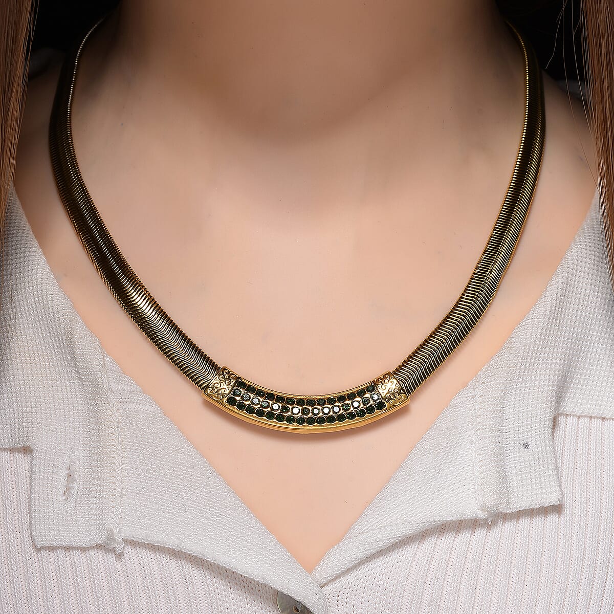 Green Austrian Crystal Snake Chain Necklace in ION Plated YG Stainless Steel 20-22 Inches image number 1