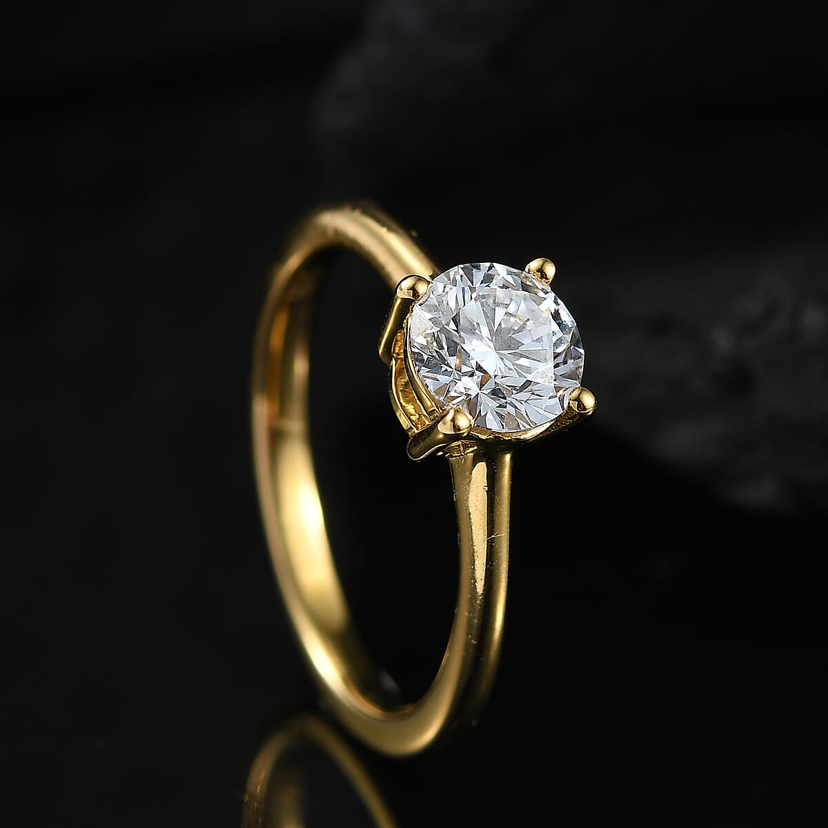 Luxuriant Diamond Lab Grown Diamond E-F VS 1.10 ctw Ring in 18K Vermeil Yellow Gold Over Sterling Silver (Size 7.0) image number 1