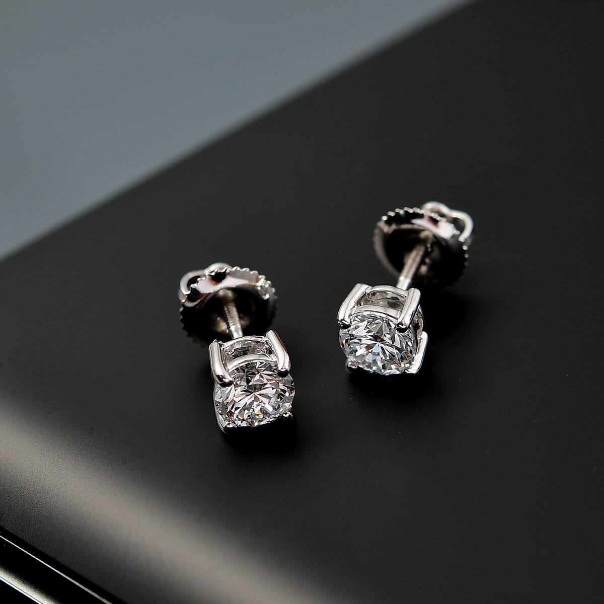 Luxuriant Lab Grown Diamond E-F VS 1.00 ctw Solitaire Stud Earrings in 14K White Gold image number 1