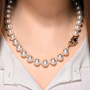 White Shell Pearl - Product card gallery slide 2 (10178018476345)