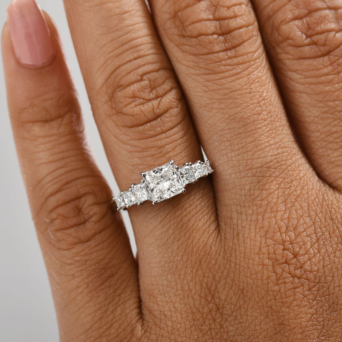 IGI Certified Luxuriant Lab Grown Diamond E-F VS 2.00 ctw Princess Harmony Ring in 950 Platinum (Size 10.0) image number 2