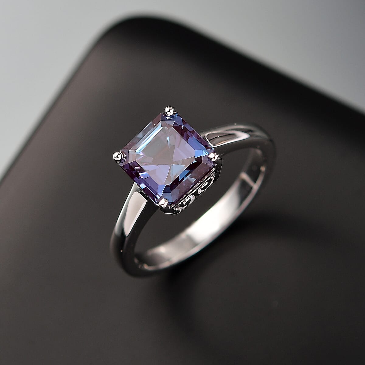 Certified & Appraised AAA Asscher Cut Luxuriant Lab Grown Alexandrite 2.95 ctw Solitaire Ring in 10K White Gold (Size 7.0) image number 1
