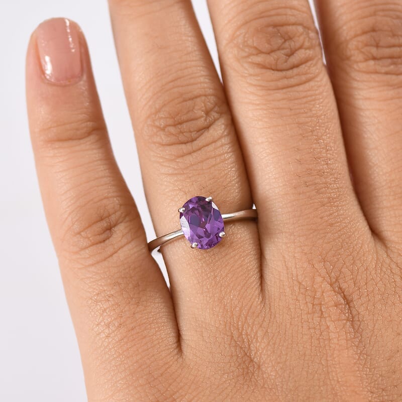 Certified & Appraised AAA Luxuriant Lab Grown Purple Sapphire 2.41 ctw Solitaire Ring in 10K White Gold (Size 6.0)