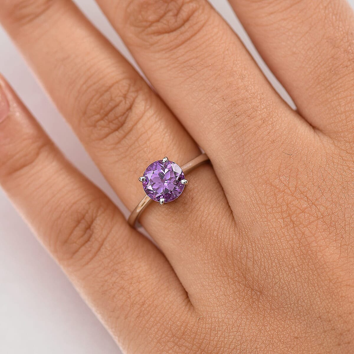 Certified & Appraised 10K White Gold AAA Luxuriant Lab Grown Color Change Sapphire Solitaire Ring (Size 11.0) 2.79 ctw image number 2