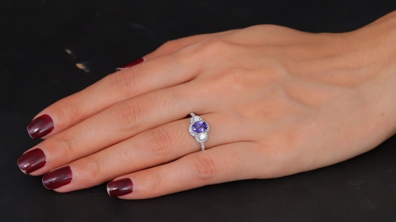 AAA Tanzanite, Luxuriant Lab Grown Diamond (G-H, I1) Ring in Rhodium Over Sterling Silver (Size 10.0) 1.50 ctw