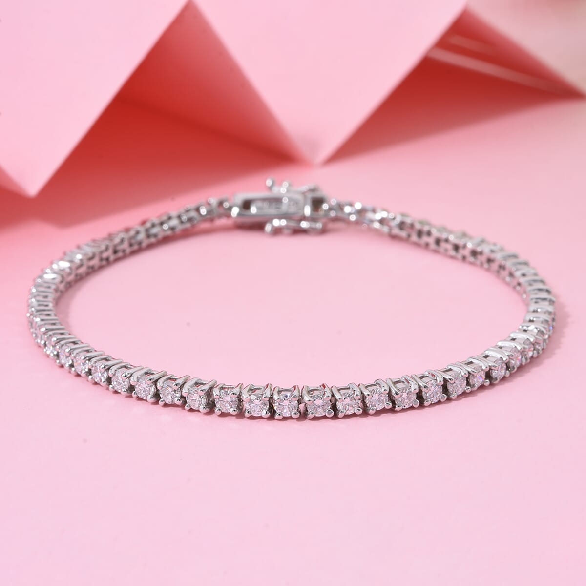 Luxuriant Lab Grown Diamond G-H SI 4.30 ctw Tennis Bracelet in Rhodium Over Sterling Silver (8.00 In) image number 1