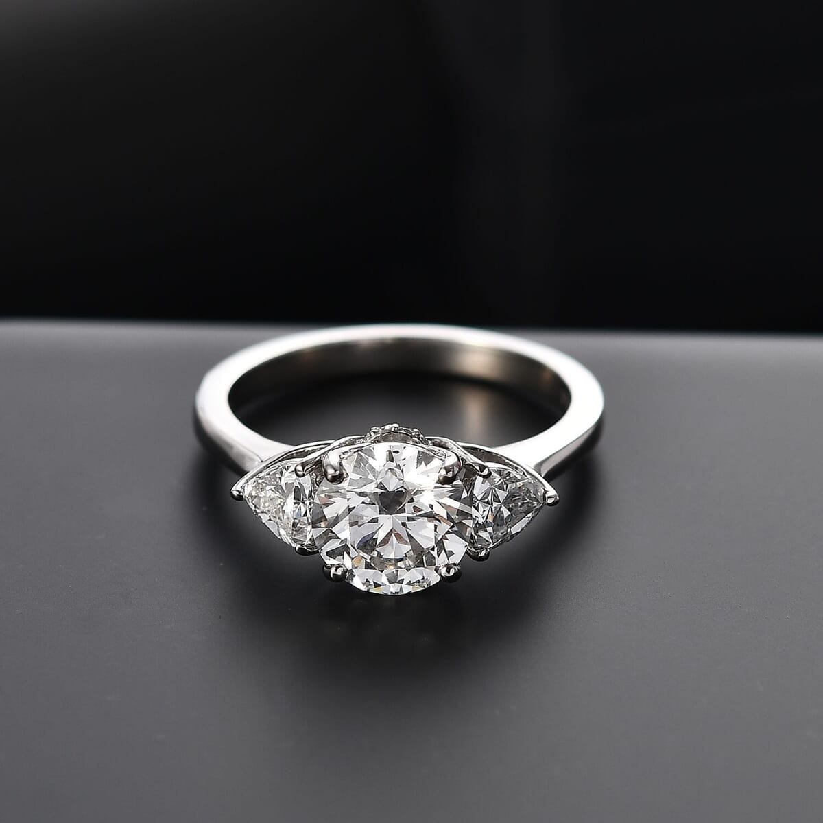 Luxuriant Lab Grown Diamond E-F VS 2.40 ctw Ring in 950 Platinum (Size 10.0) image number 1