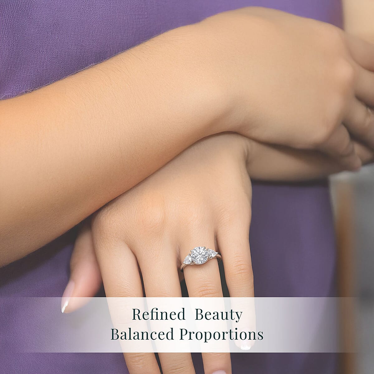 IGI Certified 950 Platinum Luxuriant Lab Grown Diamond (E-F, VS) Ring (Size 8.5) 2.40 ctw image number 1