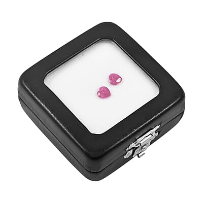 AAA Montepuez Ruby Set of 2 (Hrt 6mm) 1.70 ctw