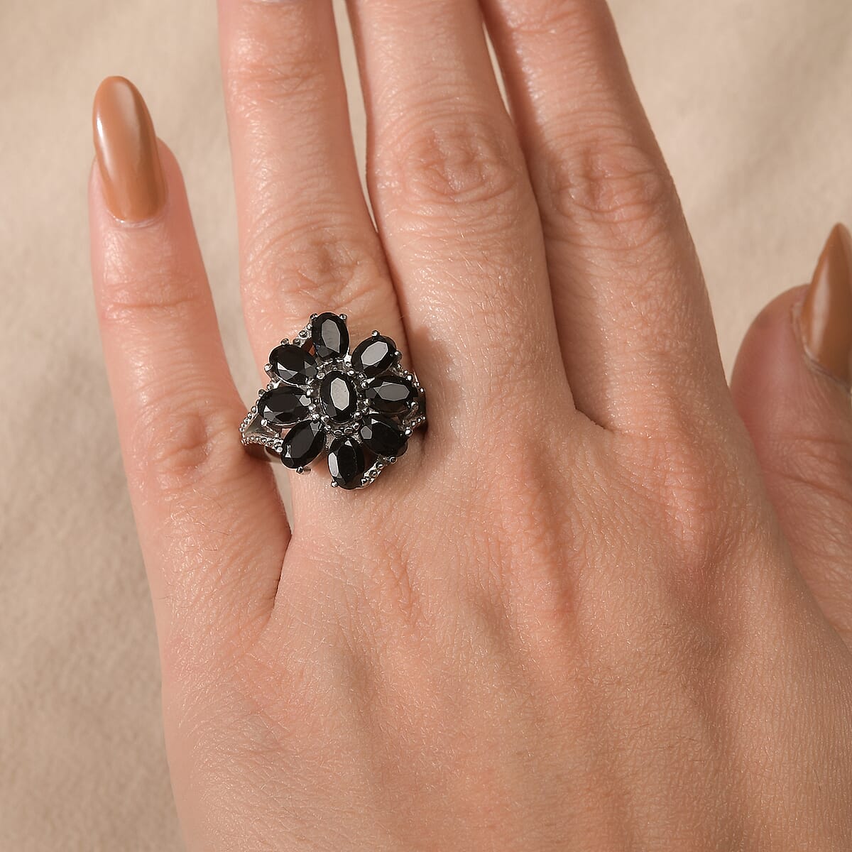 Thai Black Spinel 4.90 ctw Ring in Stainless Steel (Size 9.0) image number 2