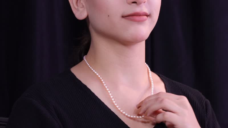Pink Freshwater Pearl Oval Shape Necklace in 18K Vermeil Yellow Gold Over Sterling Silver 18 Inches