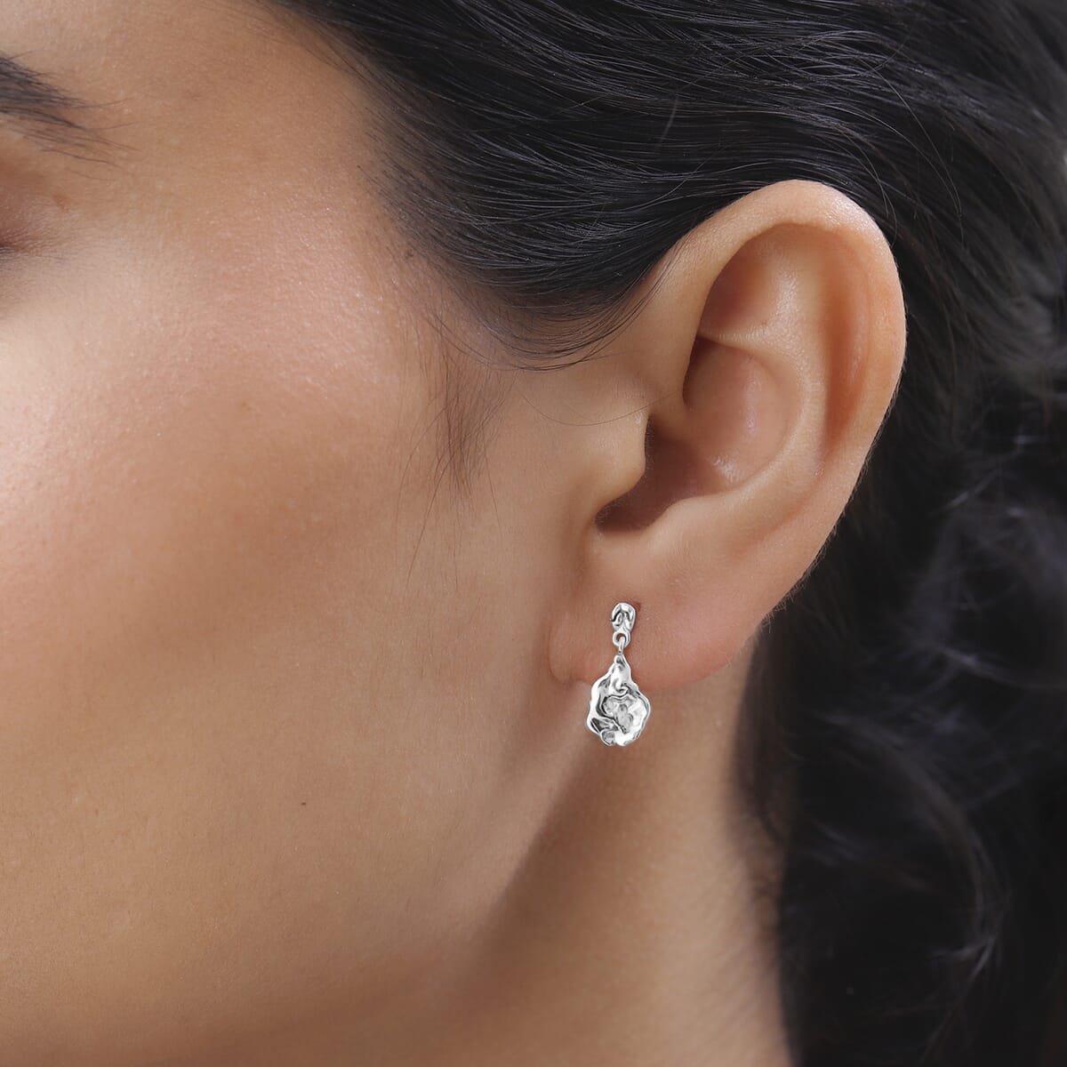 Nugget Earrings in 10K White Gold 2 Grams image number 1