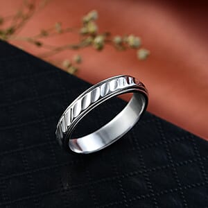 D'Joy Diamond-cut Band Ring in Rhodium Over Sterling Silver (Size 9.5) 3.20 Grams