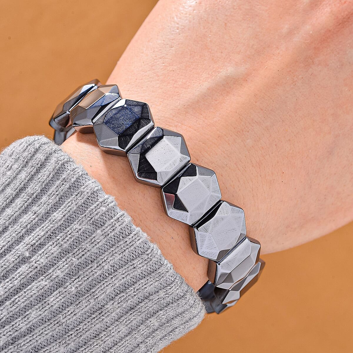 Terahertz 150.00 ctw Fancy Block Strech Bracelet image number 1