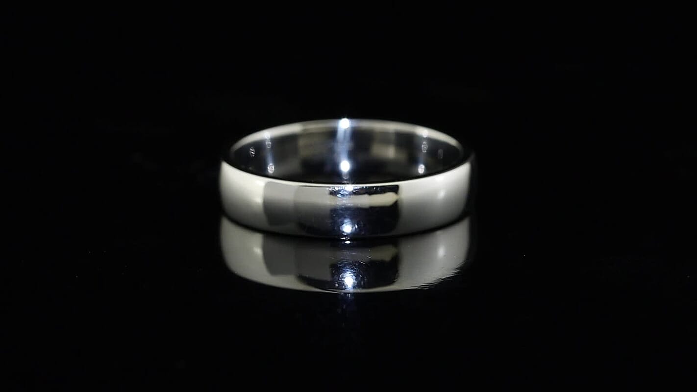Band Ring in 950 Platinum (Size 10.0) 8 Grams