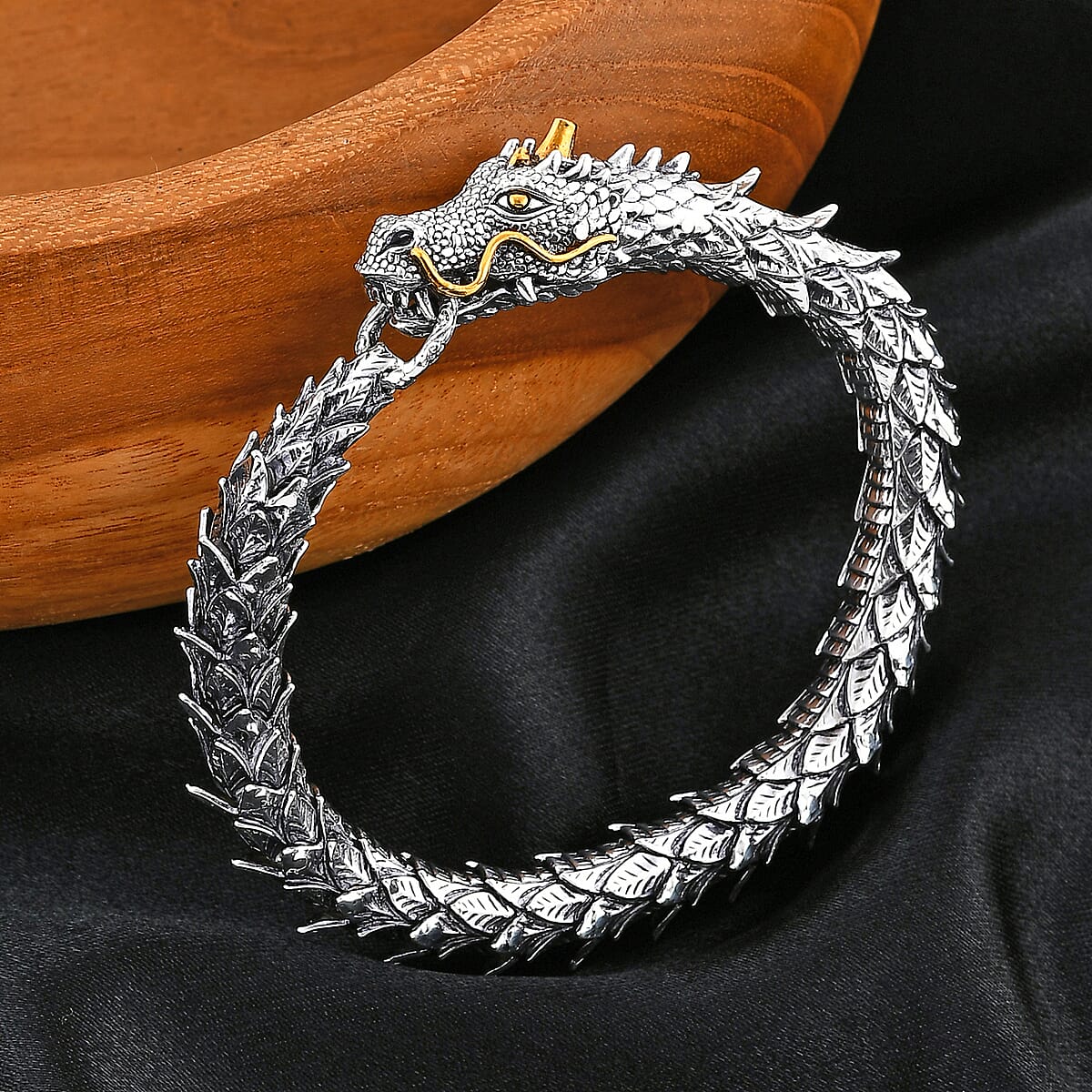Bali Legacy Dragon Men's Bracelet in 22K Vermeil YG Over and Sterling Silver (8.50 In) 51.23 Grams image number 1