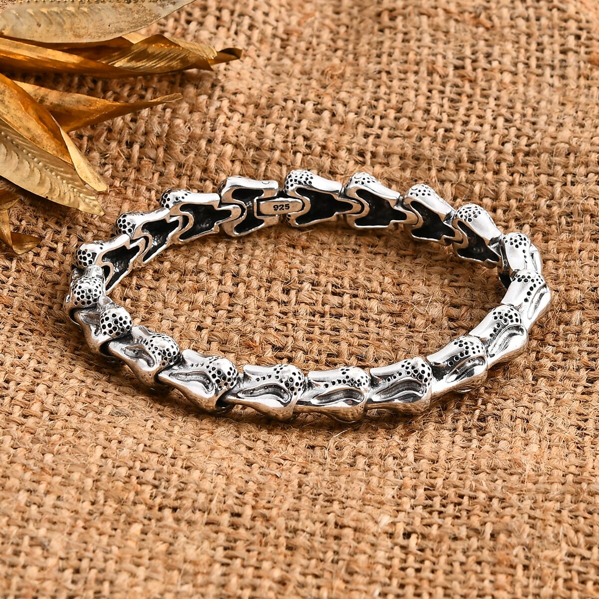 Bali Legacy Sterling Silver Dragone Bone Bracelet (7.50 In) (32 g) image number 1