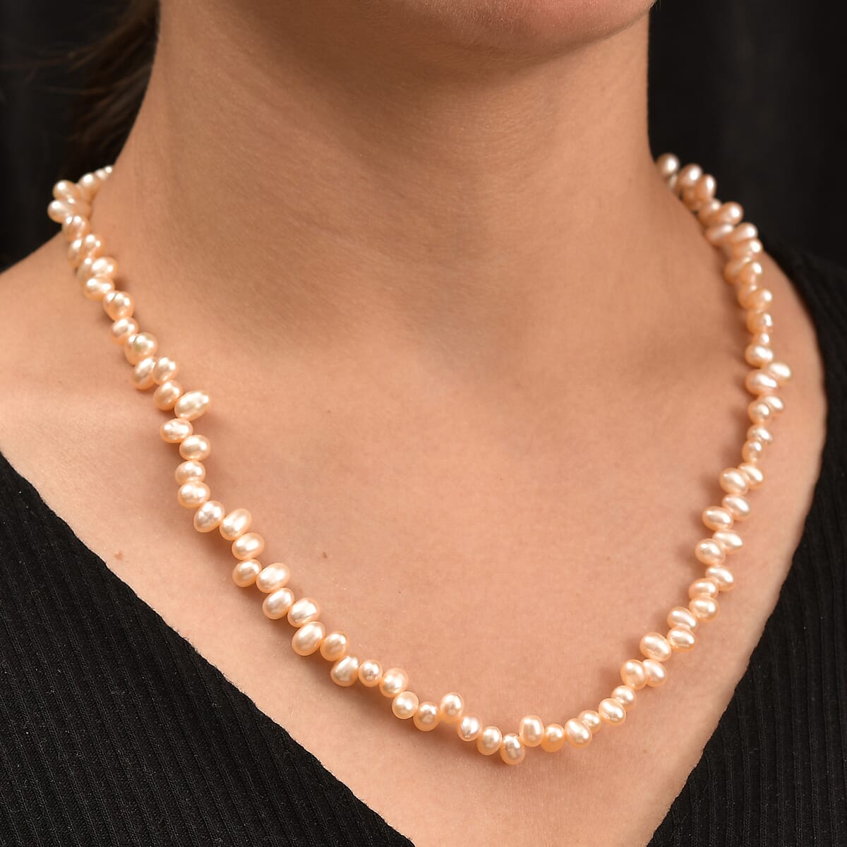Peach Freshwater Pearl Necklace in 18K Vermeil Yellow Gold Over Sterling Silver 18 Inches image number 2