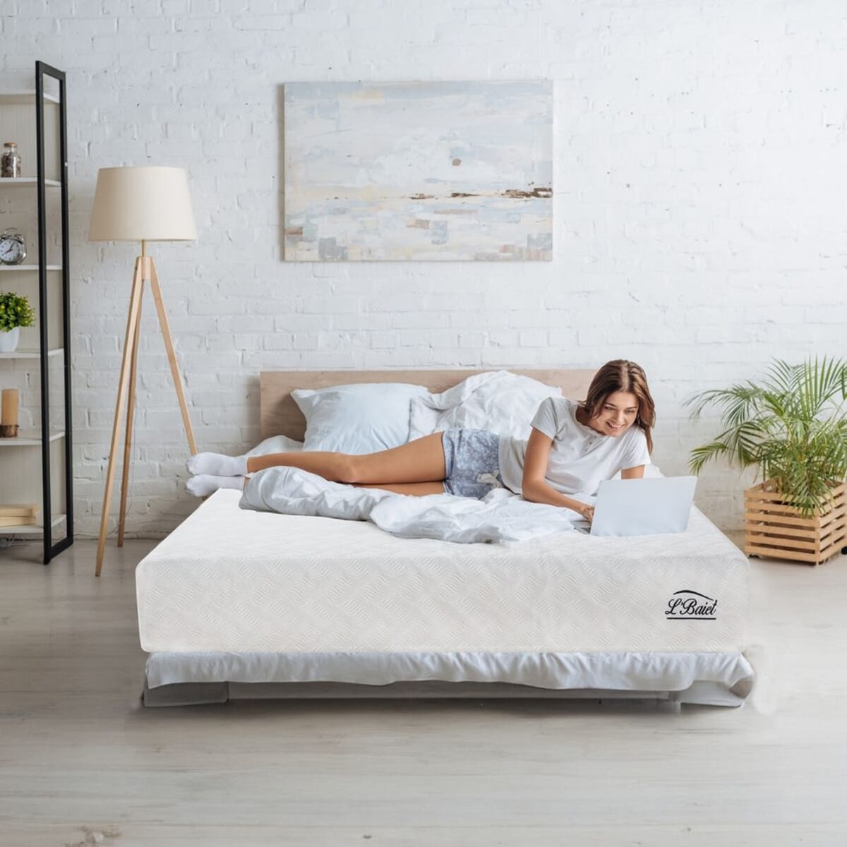 Memorial Day Doorbuster L'Baiet 8-inch Cool Gel Memory Foam Mattress -Queen image number 1