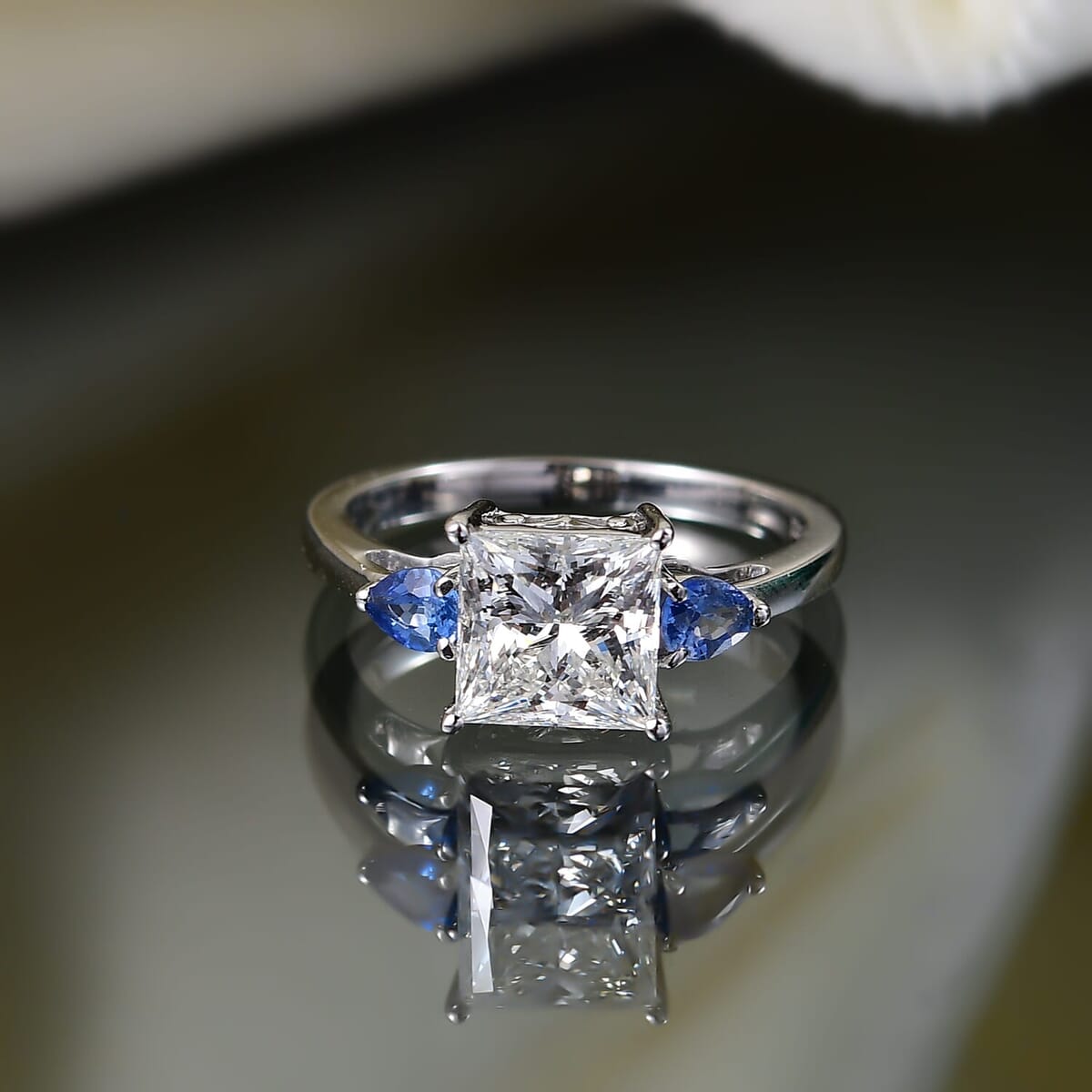 Luxuriant Lab Grown Diamond E-F VS and Ceylon Blue Sapphire 2.40 ctw Solitaire Ring in 950 Platinum image number 1