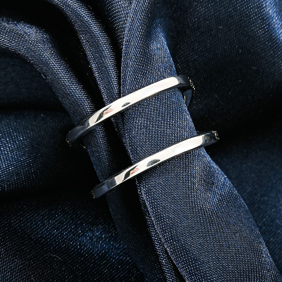 Thai Black Spinel Open Band Ring in Rhodium Over Sterling Silver (Size 9.0) image number 1