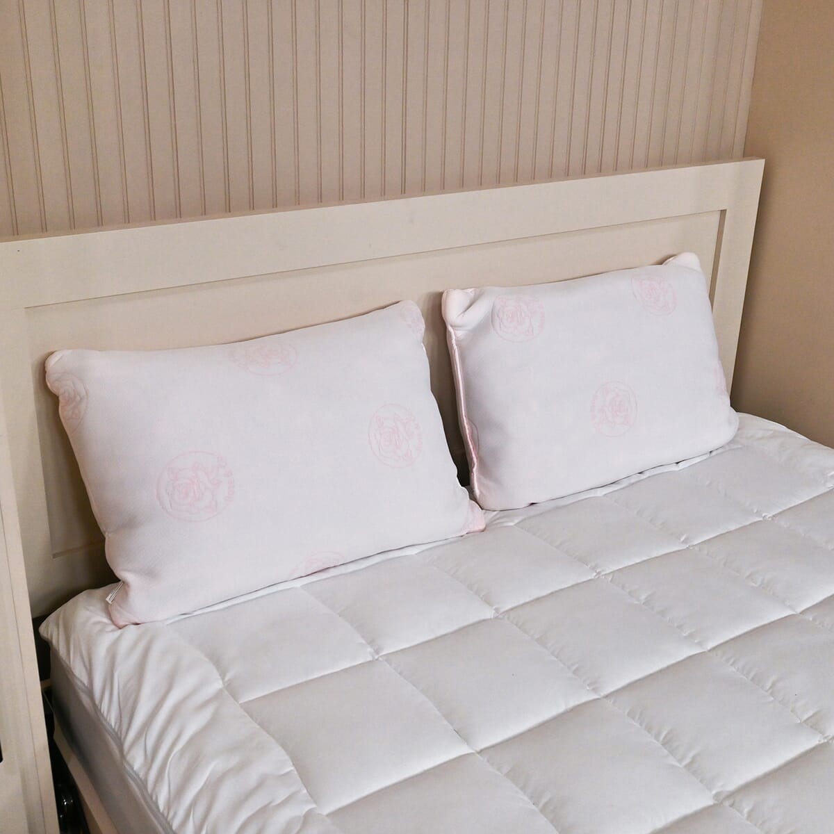 Supreme Living 2pc Memory Foam Rose Infused Pillows -Standard image number 1