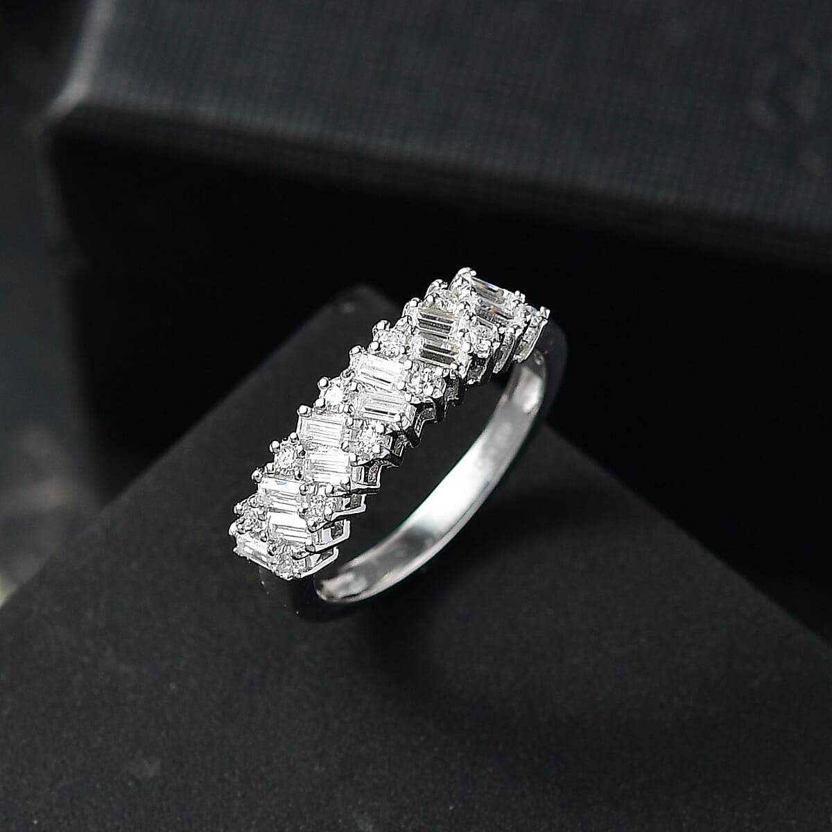 D'Joy Moissanite 0.90 ctw Wave Ring in Rhodium Over Sterling Silver (Size 7.0) image number 1