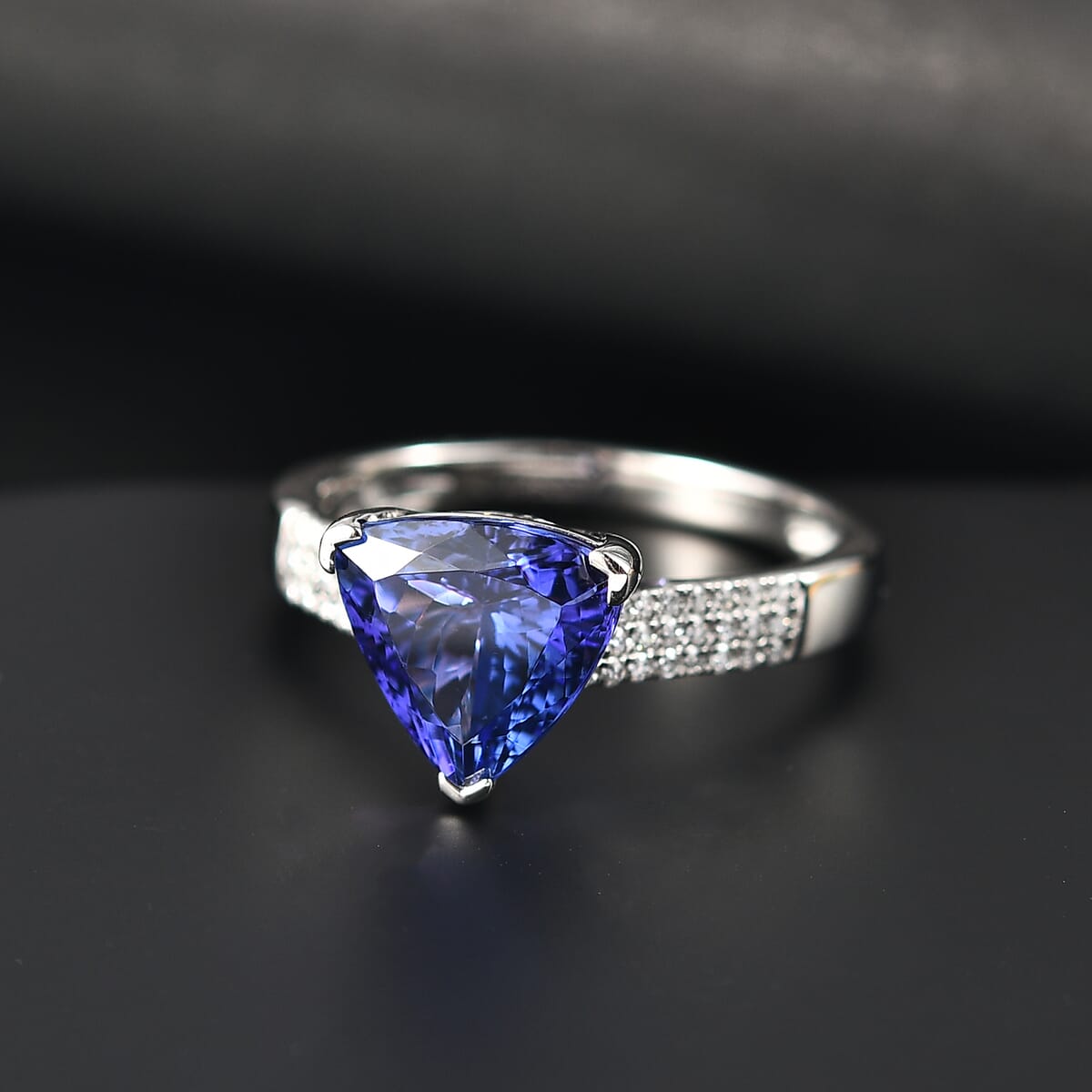 Certified & Appraised Rhapsody AAAA Tanzanite and E-F VS Diamond 4.16 ctw Ring in 950 Platinum (Size 9.0) 6.60 Grams (Del. in 10-15 Days) image number 1