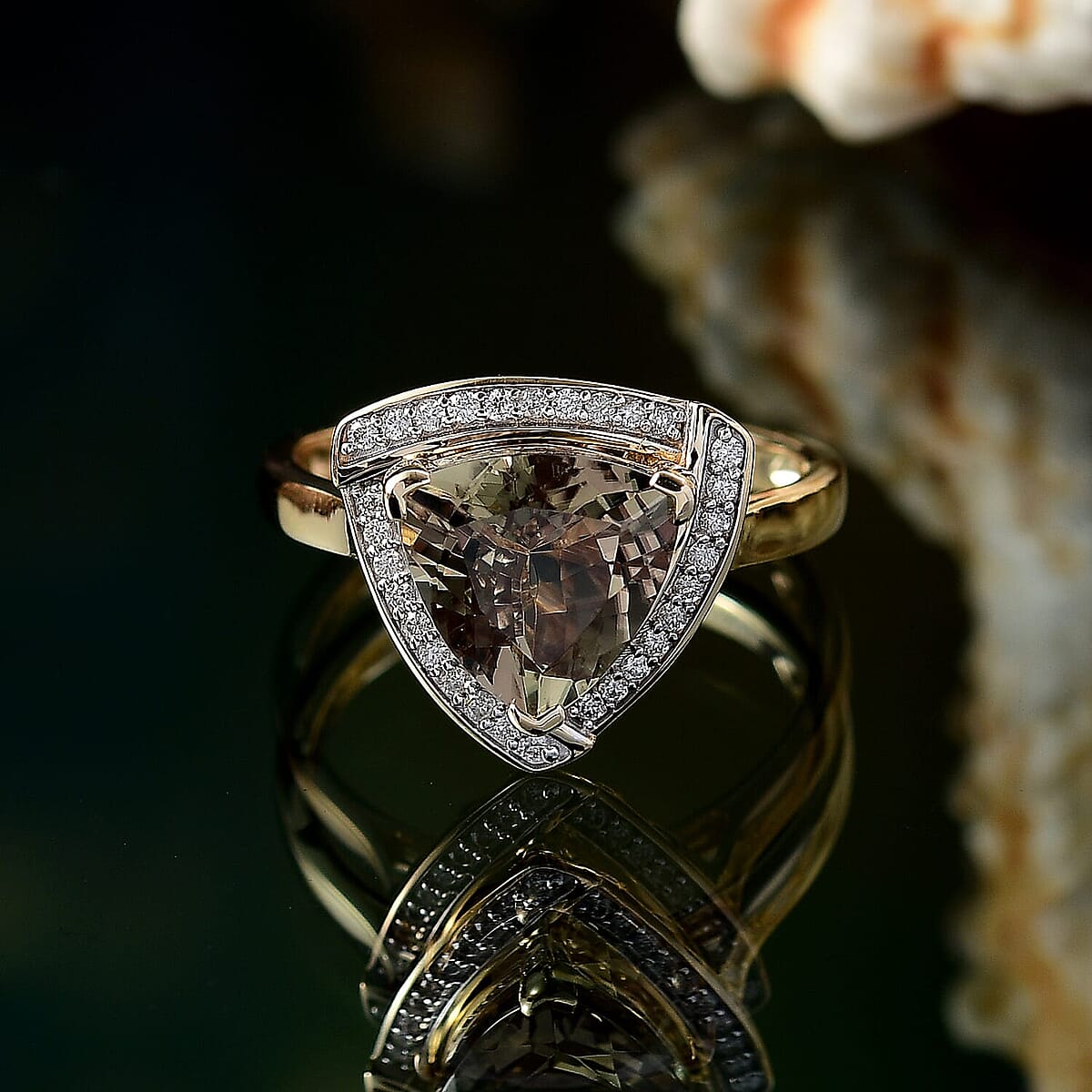 Certified & Appraised Luxoro 14K Yellow Gold AAA Turkizite and Diamond (G-H, I2) Ring (Size 9.5) (4.32 g) (Del. in 10-15 Days) 4.16 ctw image number 1