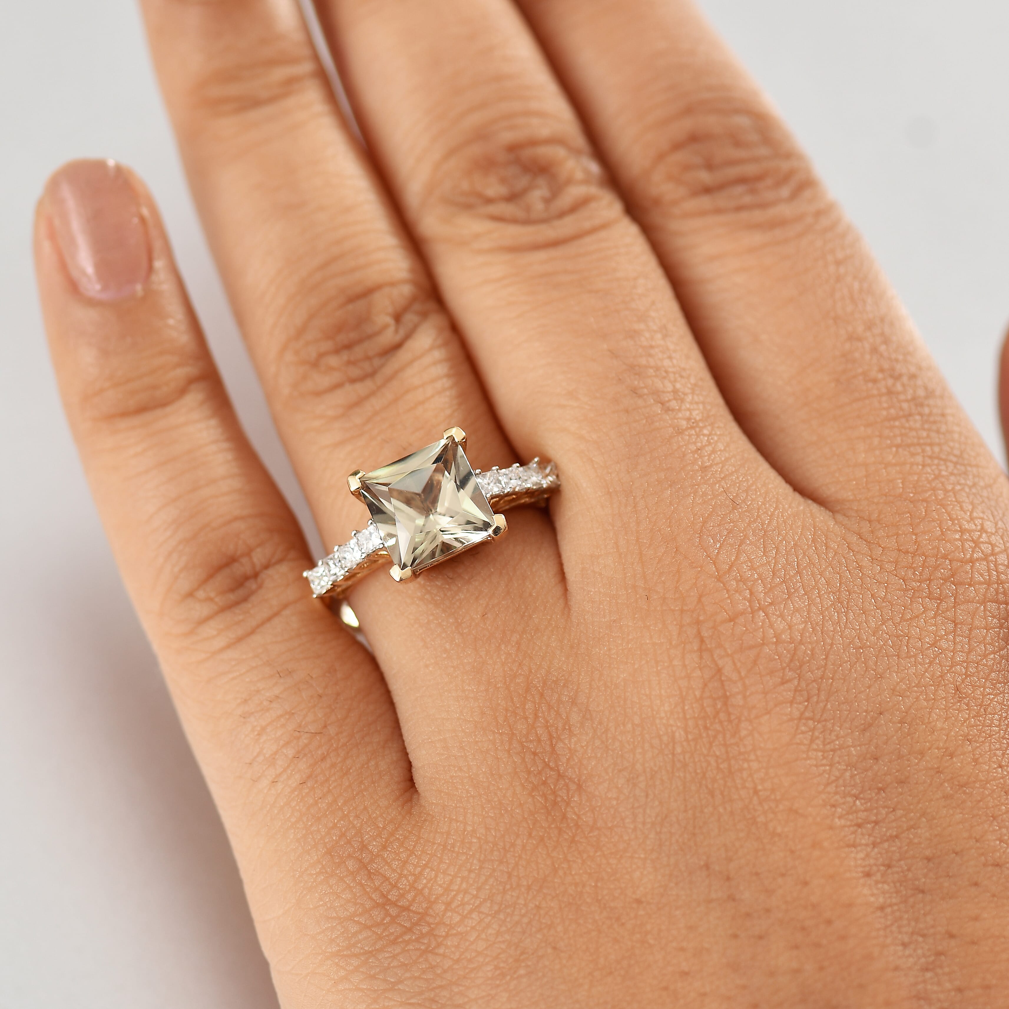 10 - Product card gallery slide 3 (10146143109403)