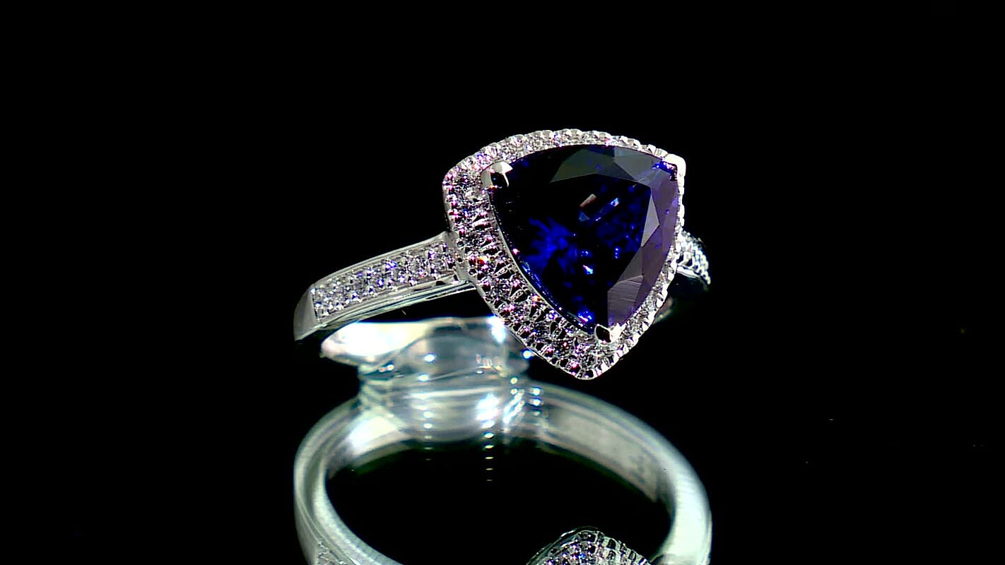 Certified & Appraised Rhapsody AAAA Tanzanite and E-F VS Diamond 4.22 ctw Ring in 950 Platinum 7.57 Grams